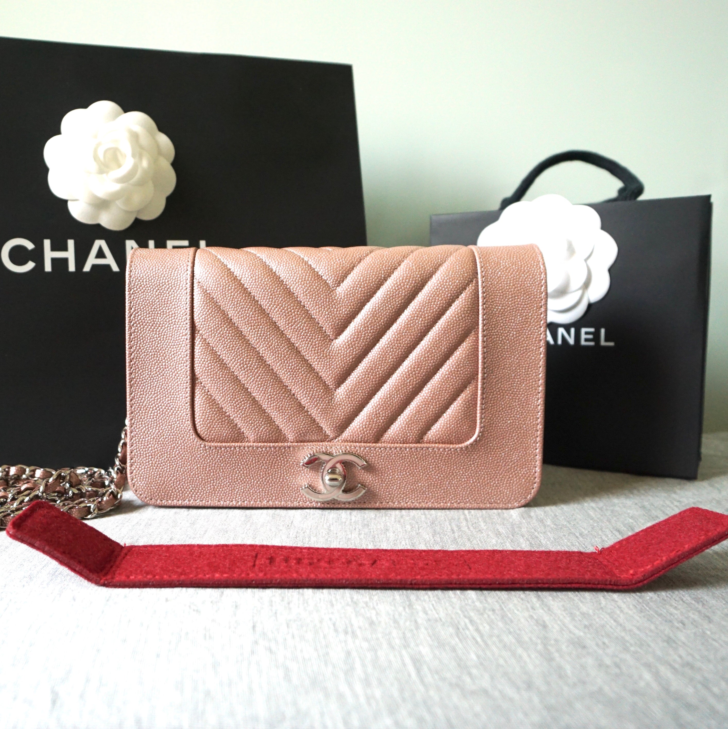 WOC Saver UK - Chanel Wallet on a Chain, Chanel WOC