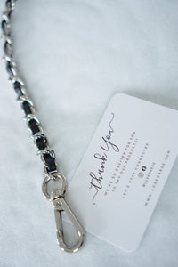 Our Interwoven Leather Chain Strap is the perfect accessory to customise your existing bags (eg Louis Vuitton Mini Pochette Accessoires, Pochette Metis, Speedy) or convert your favourite SLG into a bag (eg Toiletry 26) or as a replacement for Chanel Coco Handle bags. This is similar to Chanel’s iconic interwoven chain