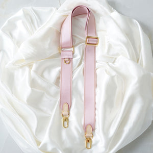 Luxegarde’s Adjustable Nylon Replacement Strap is the perfect accessory to customise your existing bags (eg Louis Vuitton Mini Pochette, Pochette Accessoires, Pochette Metis, Speedy), convert your favourite small leather goods into a bag (Nano Nice or Cosmetic Pouch or Toiletry pouch 26) or just as a replacement strap.
