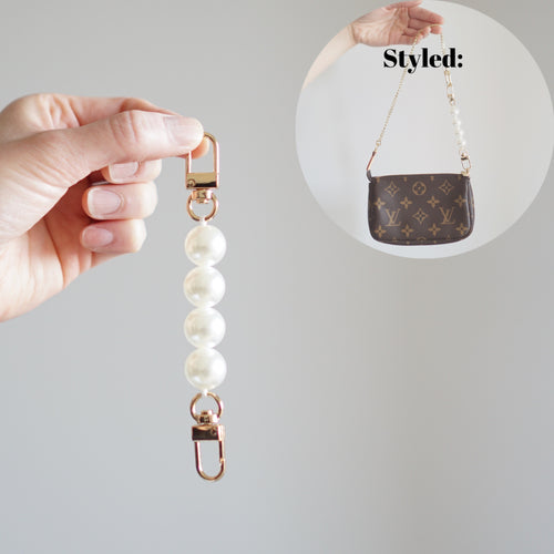Luxegarde’s Pearl Strap Extender is the perfect accessory to extend the strap of your existing bag so you can wear it in different ways. Perfect for those who want to wear their Chanel Coco Handle bag crossbody but need the extra length, or want to wear the Louis Vuitton Mini Pochette Accessoires as a shoulder bag!