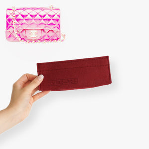 Luxegarde's Chanel Mini Rectangle Flap Bag Organizer will help to maintain the base shape of the purse and allow you to better organize your bag. We measure and design our Bag Organizer Inserts from scratch to ensure a perfect fit. Free Shipping Australia wide