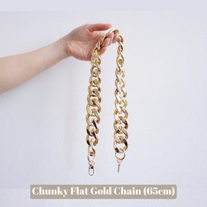 Our Chunky Flat Gold Chain Strap is the perfect accessory to customise your existing bags (eg Louis Vuitton Mini Pochette Accessoires, Pochette Metis, Speedy, Chanel Classic Flap) or convert your favourite SLG into a bag (eg Toiletry 26).