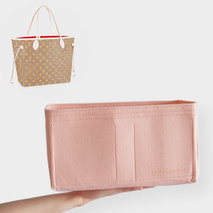 Luxegarde's Louis Vuitton Neverfull MM Bag Organizer will help to maintain the shape of the purse and allow you to better organize your bag. We measure and design our Bag Organizer Inserts from scratch to ensure a perfect fit.