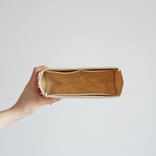 Load image into Gallery viewer, Luxegarde&#39;s Gucci Soho Disco Bag Organizer will help to maintain the base shape of the purse and allow you to better organize your bag. We measure and design our Bag Organizer Inserts from scratch to ensure a perfect fit